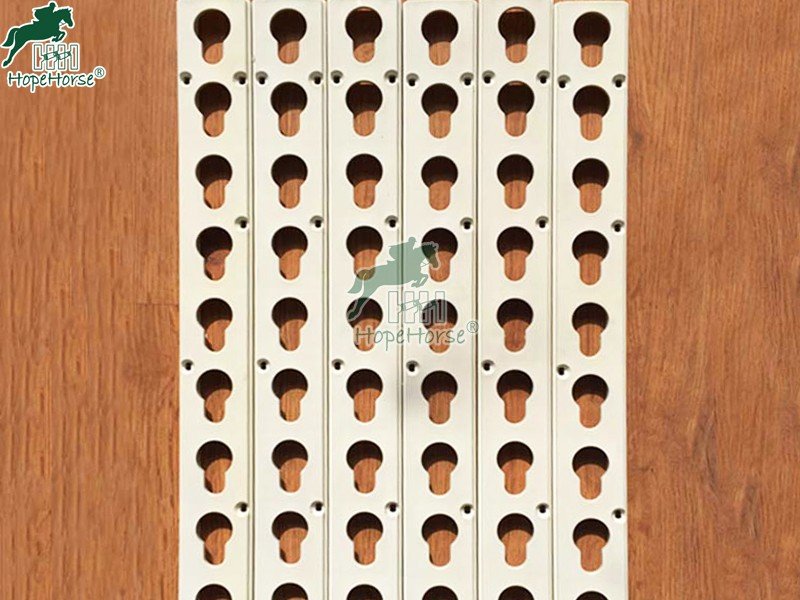 Plastic Keyhole Strips
